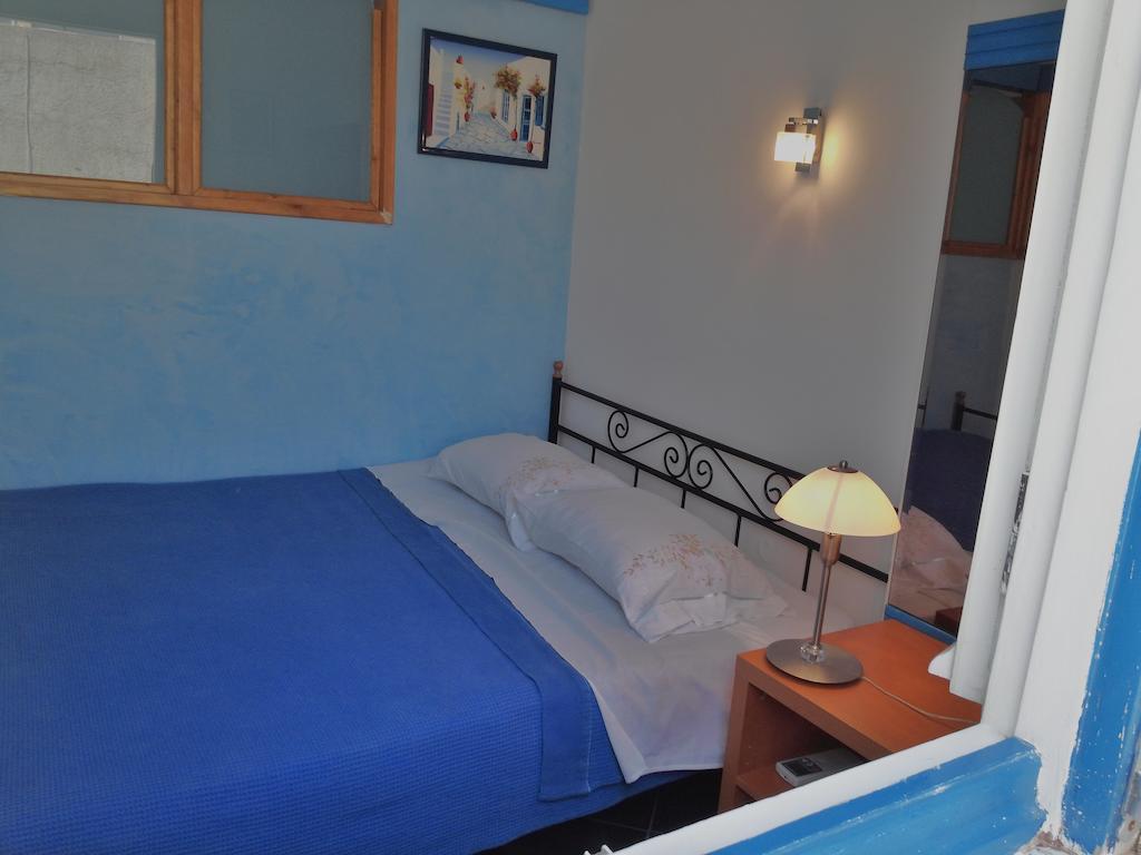 Bouganville Αpartments Adamantas  Habitación foto